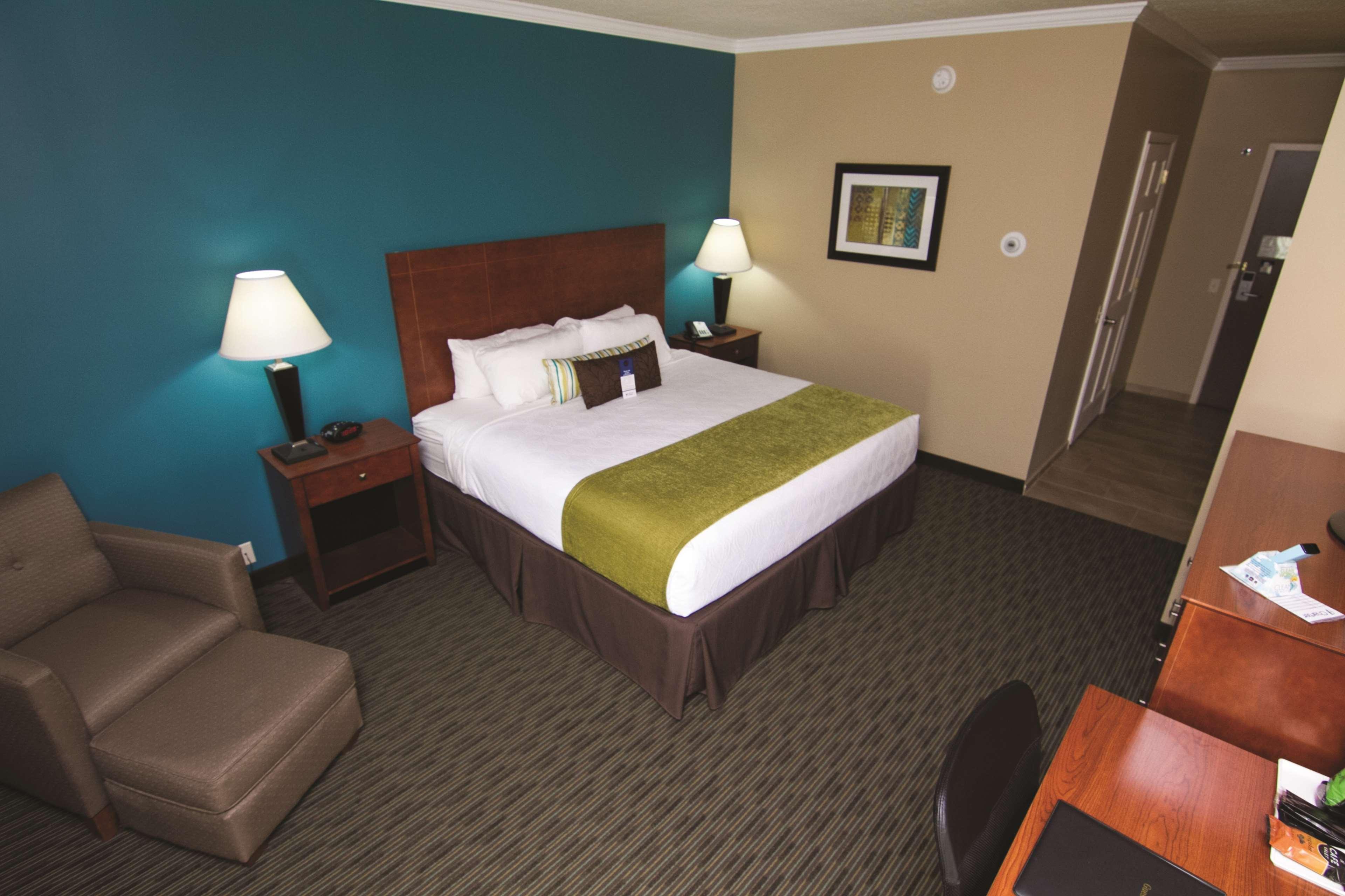 Best Western Plus Plattsburgh  Kültér fotó
