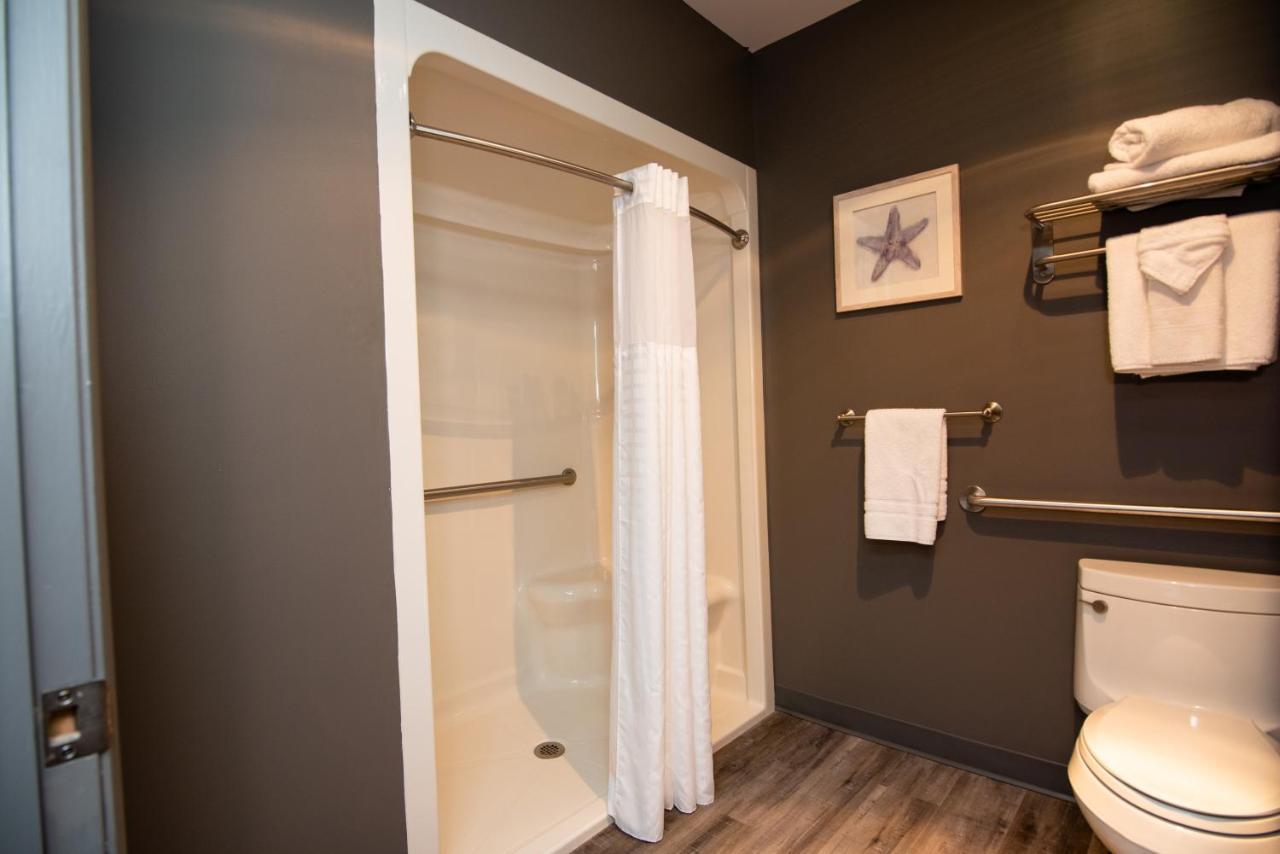 Best Western Plus Plattsburgh  Kültér fotó