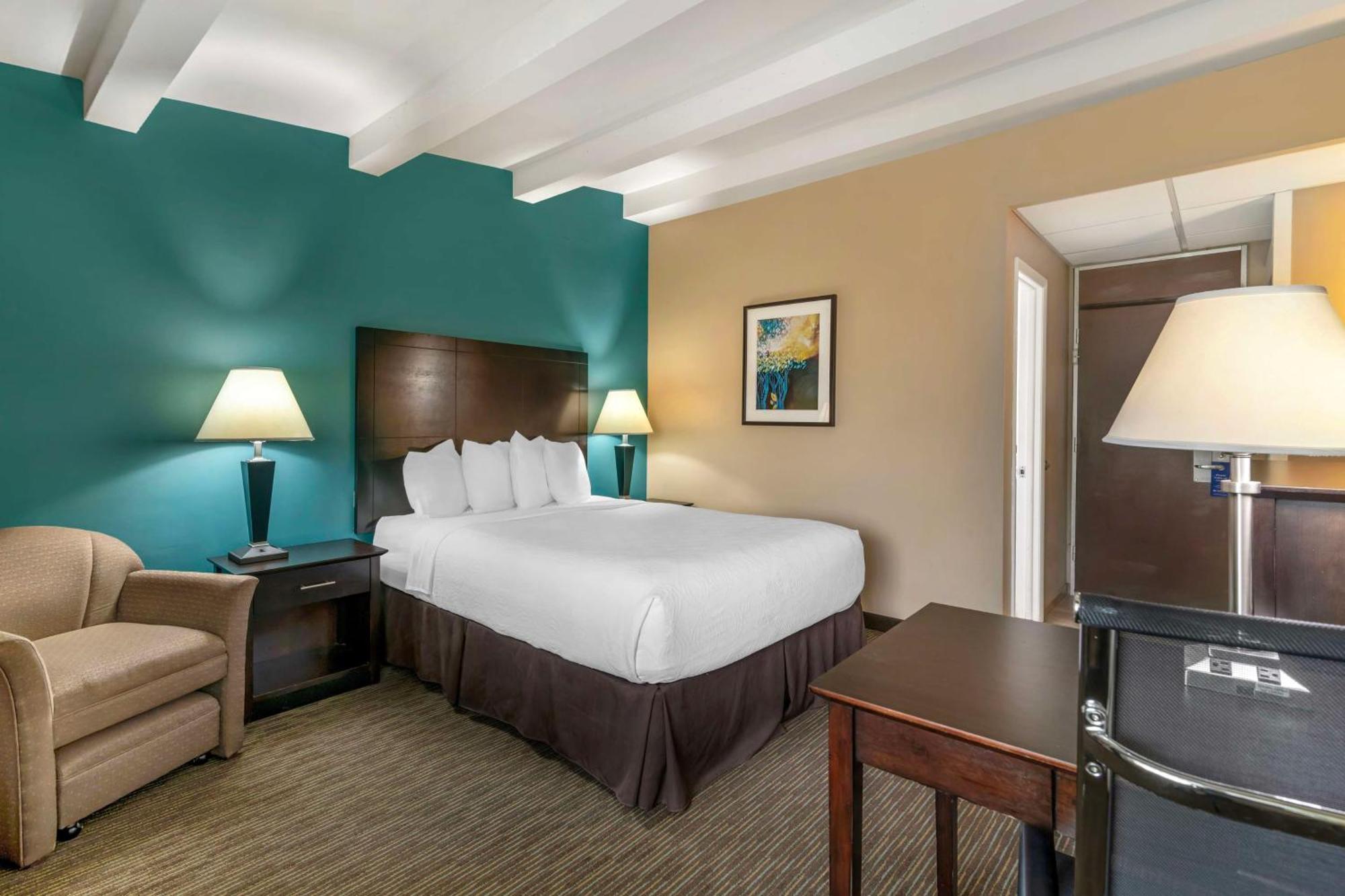 Best Western Plus Plattsburgh  Kültér fotó