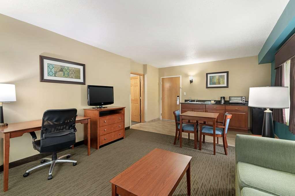 Best Western Plus Plattsburgh  Szoba fotó
