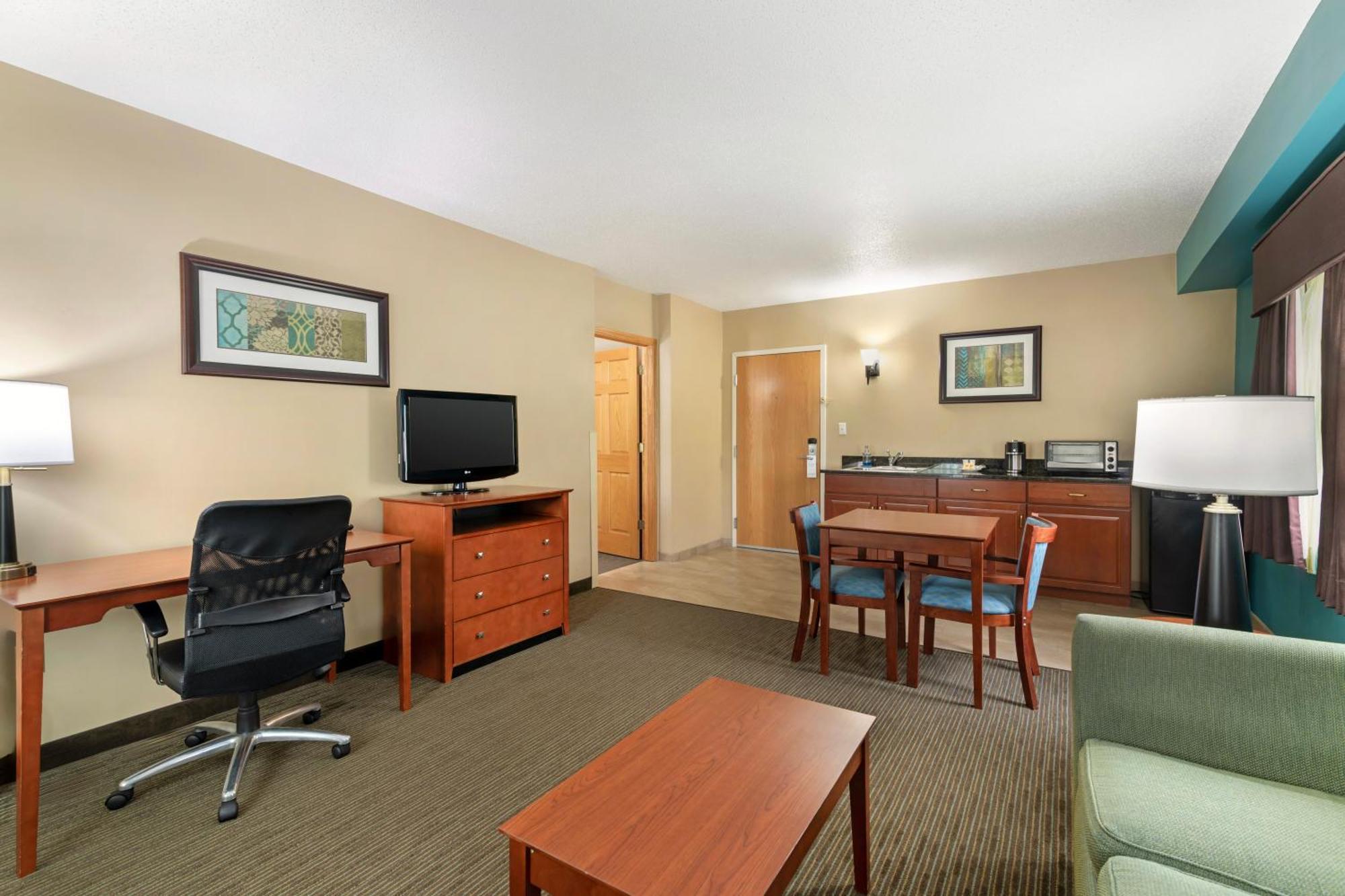 Best Western Plus Plattsburgh  Kültér fotó